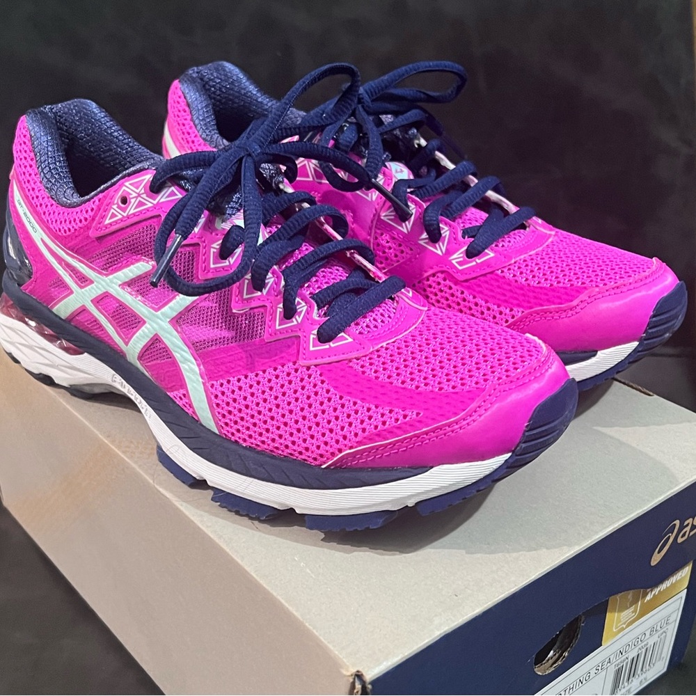 ASICS Women's Gt-2000 4